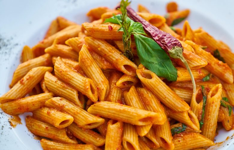 pexels-engin-akyurt-1460872